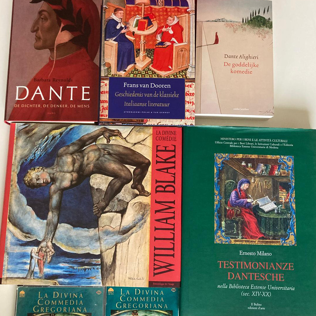 diverse boeken van dichter en filosoof Dante Alighieri