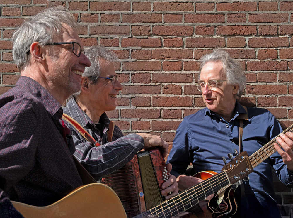 Frank van Osch, Jos van den Dungen & Frans Baudoin van het muziektrio Ooit Jongens