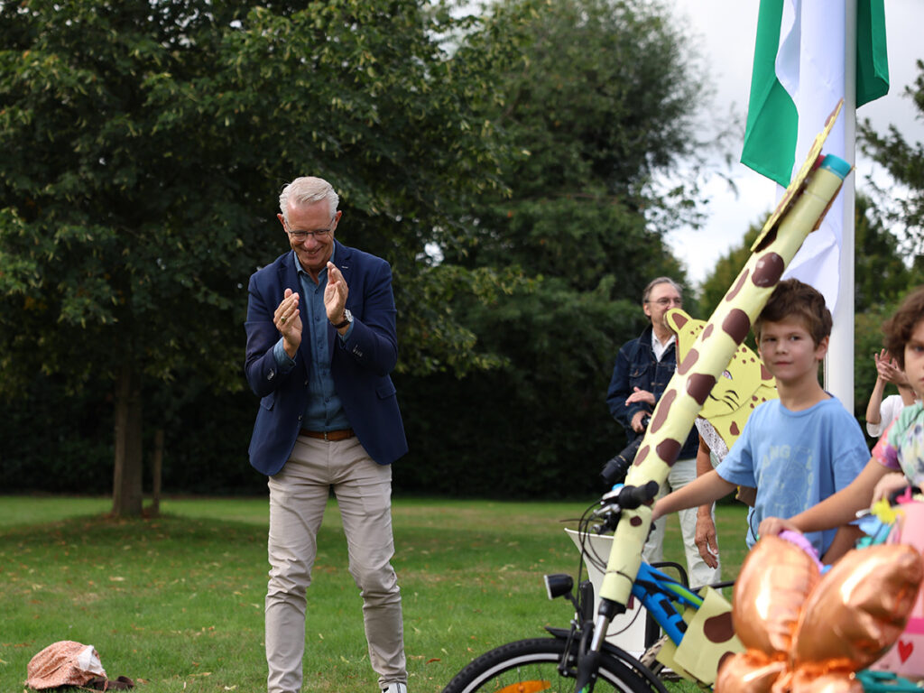 Wethouder opent het Groot Aogs Dorpsfeest